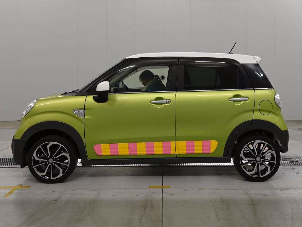 DAIHATSU CAST