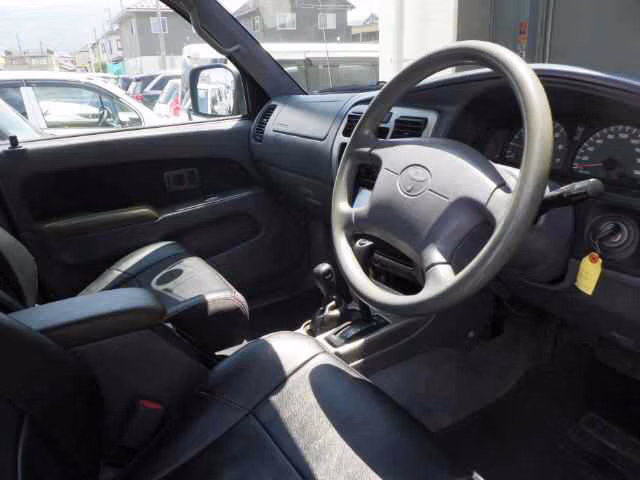 TOYOTA HILUX SURF