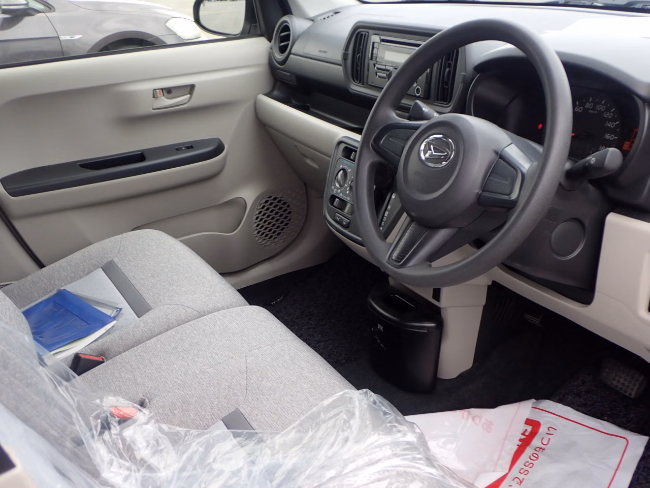 DAIHATSU BOON
