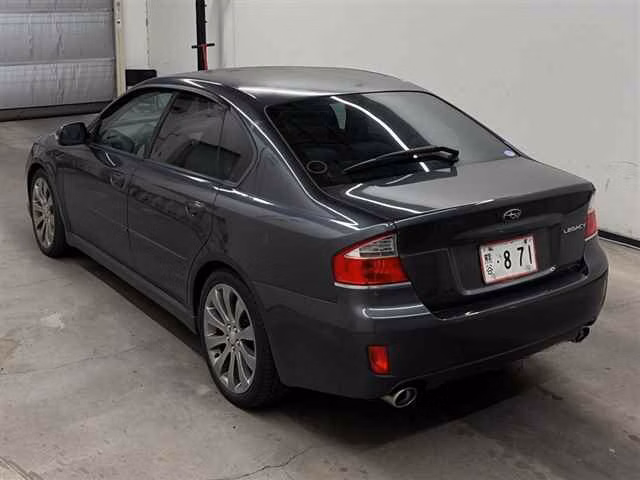 SUBARU LEGACY B4
