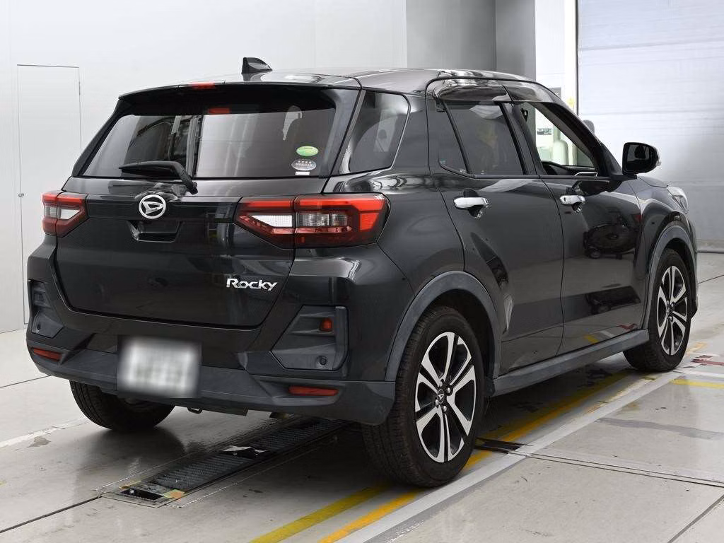 DAIHATSU ROCKY