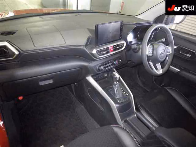 DAIHATSU ROCKY