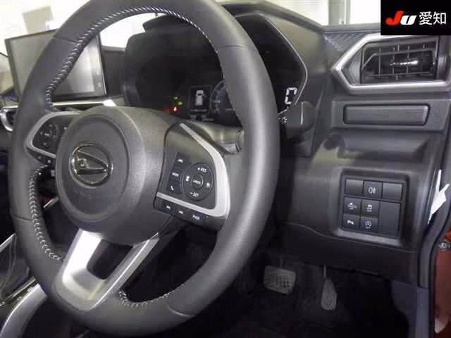 DAIHATSU ROCKY