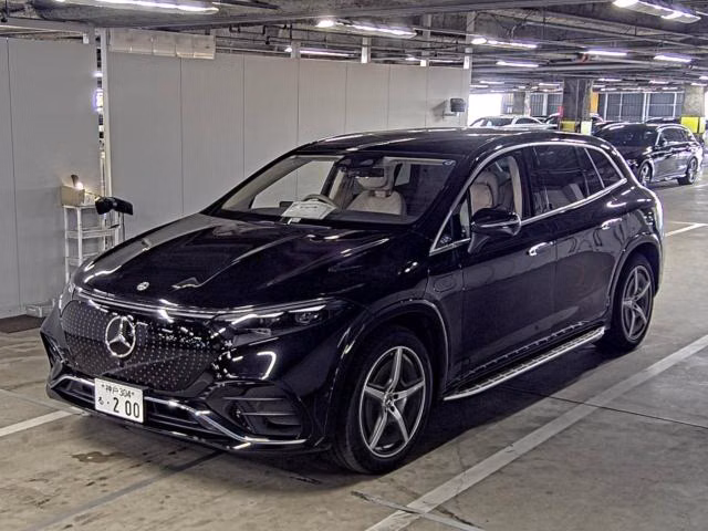 MERCEDES-BENZ EQS SUV