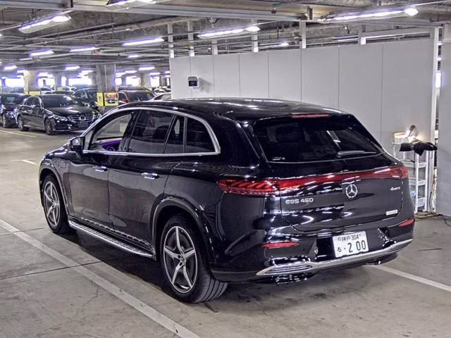 MERCEDES-BENZ EQS SUV