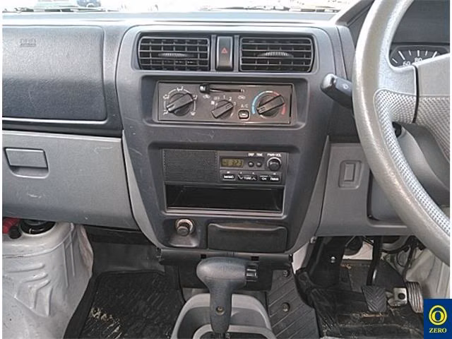 MITSUBISHI MINICAB