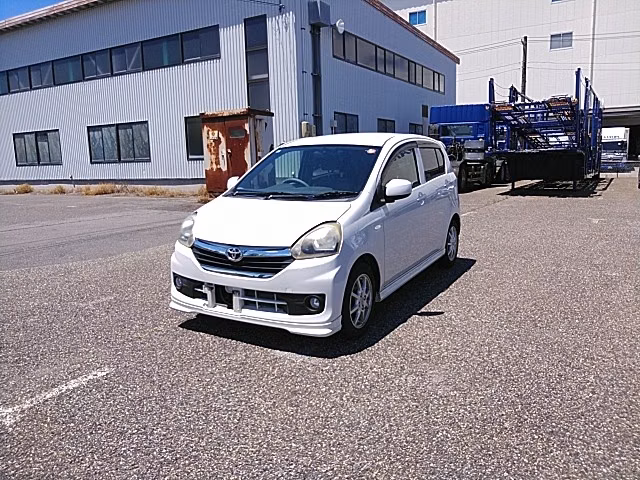 TOYOTA PIXIS EPOCH