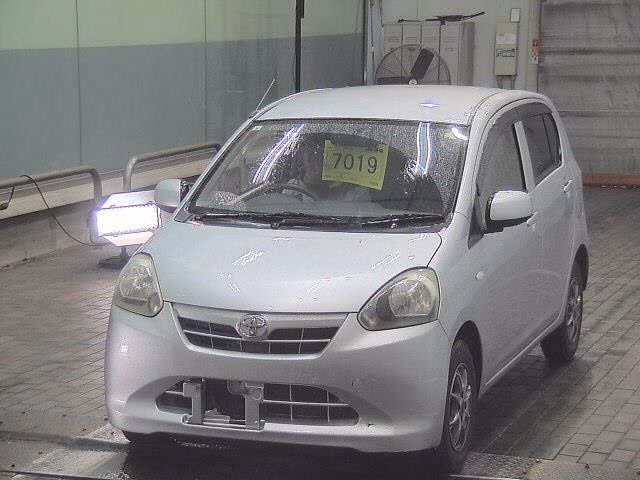 TOYOTA PIXIS EPOCH