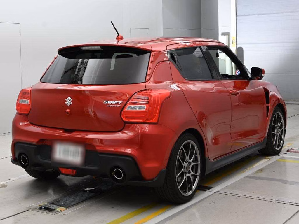 SUZUKI SWIFT