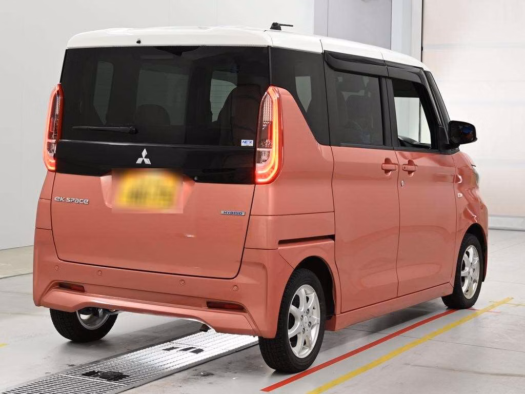 MITSUBISHI EK SPACE