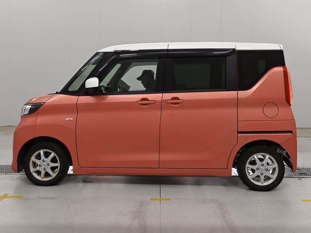 MITSUBISHI EK SPACE