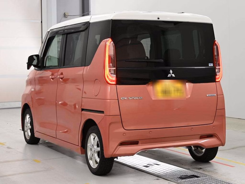 MITSUBISHI EK SPACE