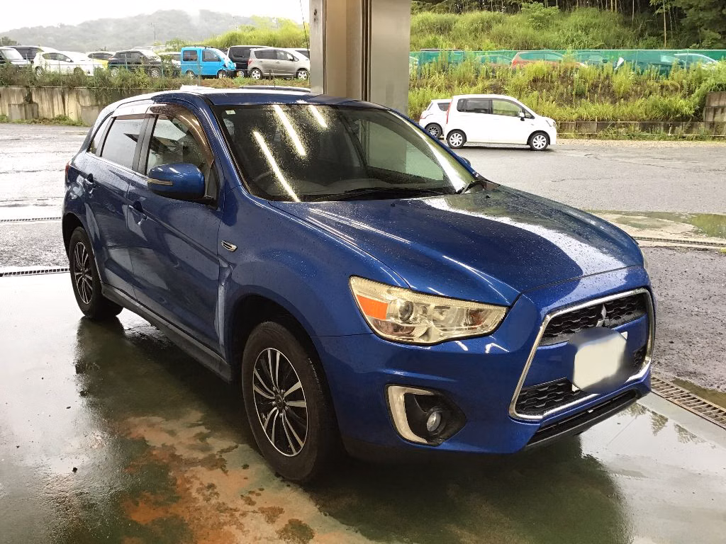MITSUBISHI RVR