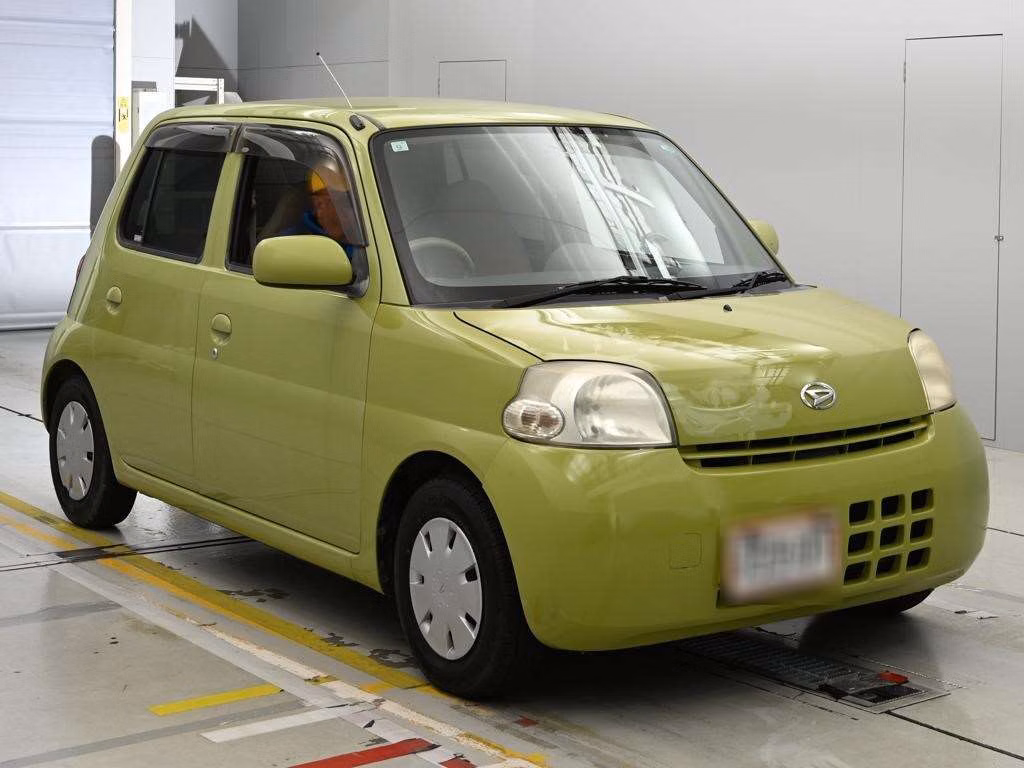DAIHATSU ESSE