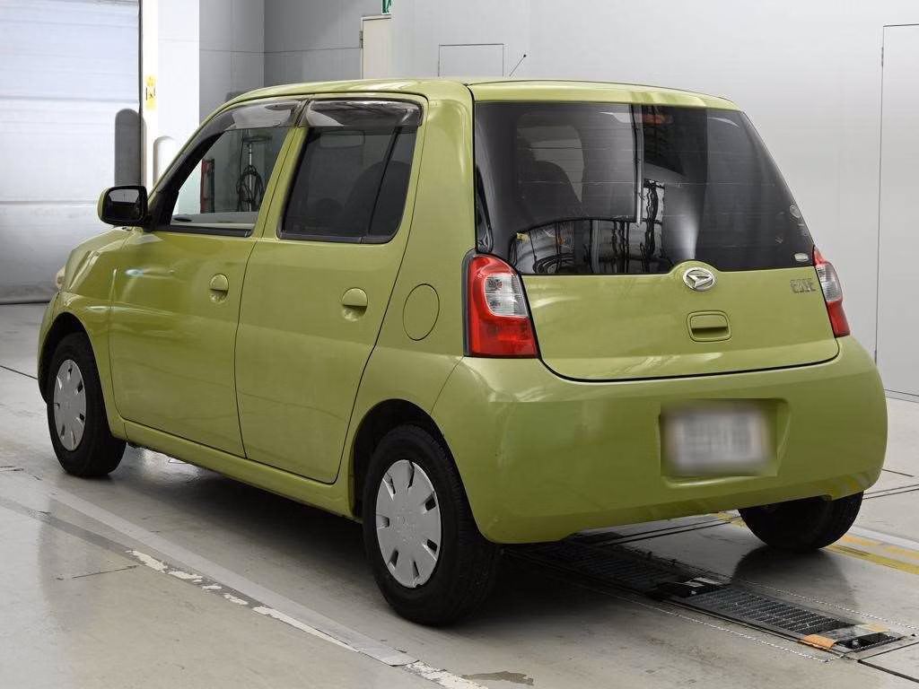 DAIHATSU ESSE