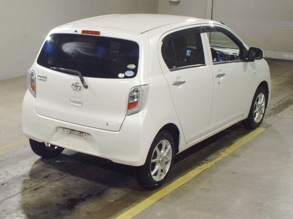 TOYOTA PIXIS EPOCH