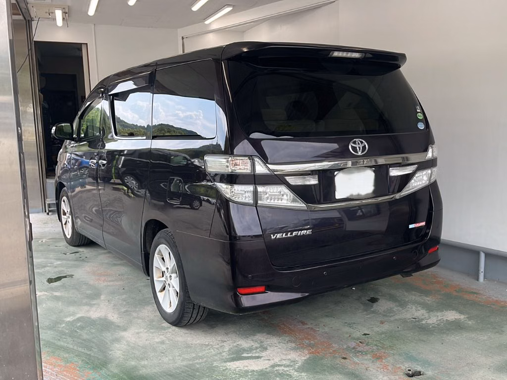 TOYOTA VELLFIRE