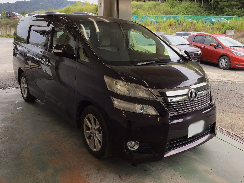 TOYOTA VELLFIRE