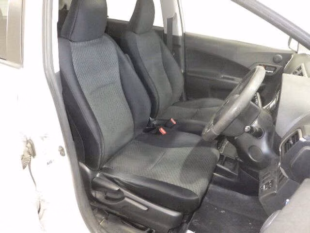 SUBARU TREZIA
