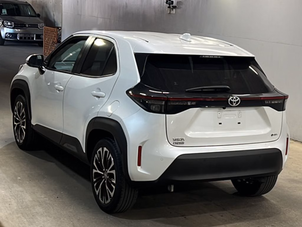 TOYOTA YARIS CROSS