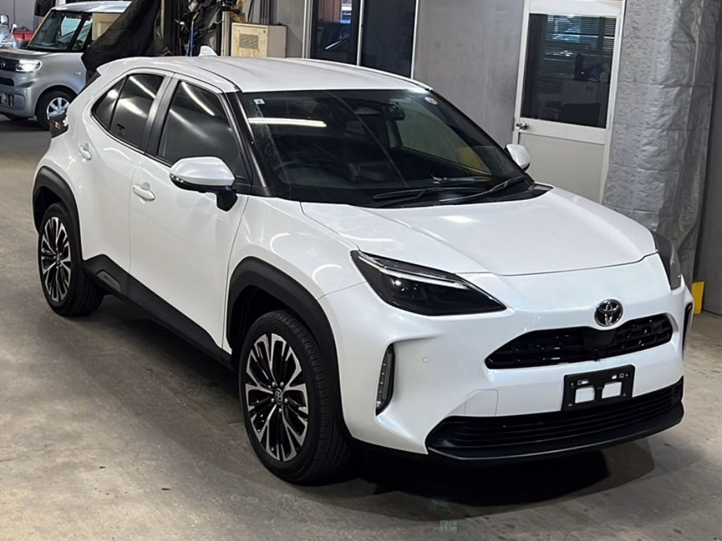 TOYOTA YARIS CROSS