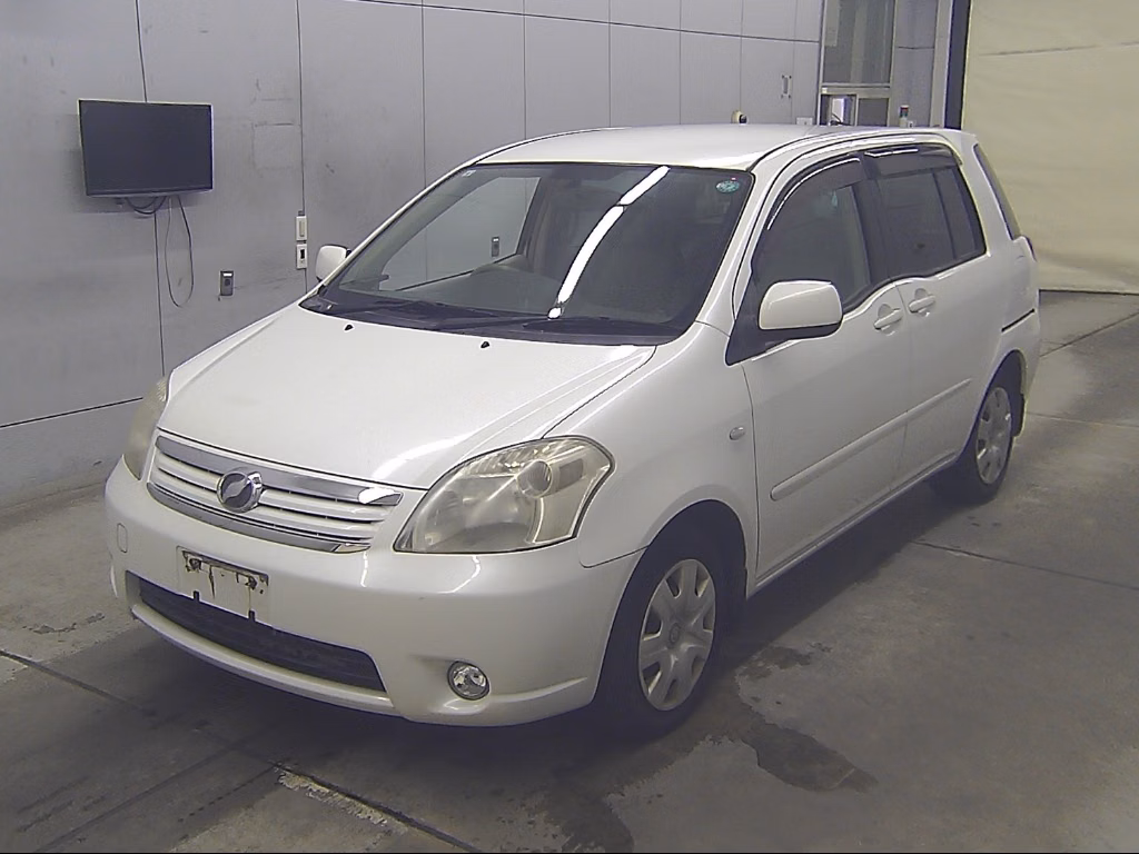 TOYOTA RAUM