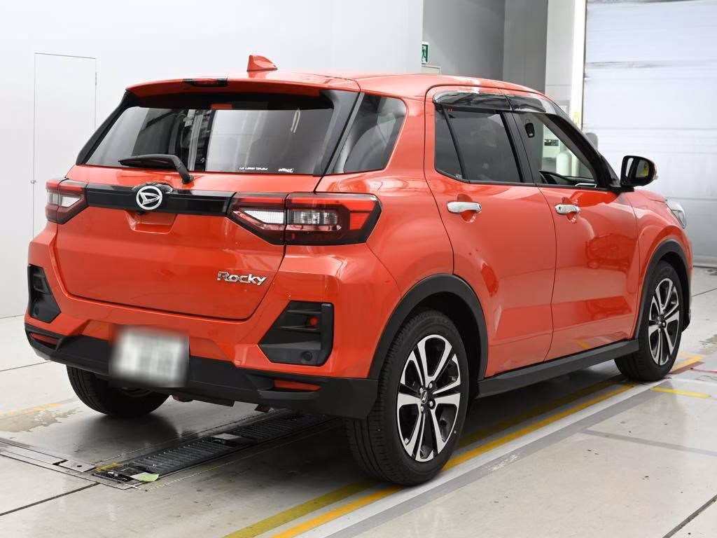 DAIHATSU ROCKY