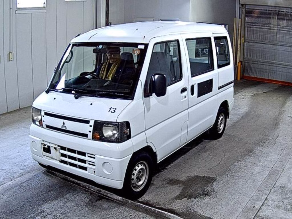 MITSUBISHI MINICAB
