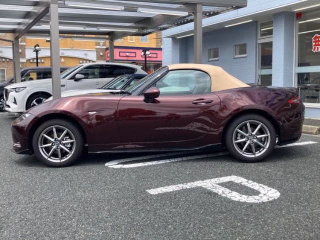 MAZDA ROADSTER