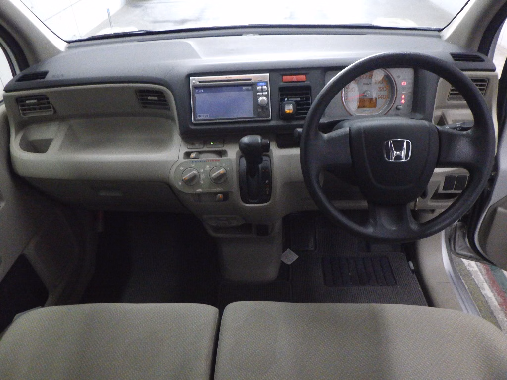 HONDA LIFE