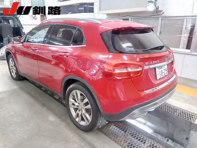 MERCEDES-BENZ GLA-CLASS