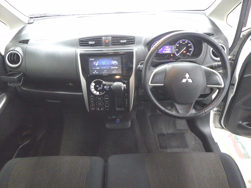 MITSUBISHI EK CUSTOM