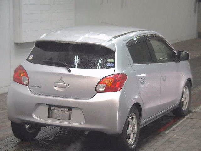 MITSUBISHI MIRAGE