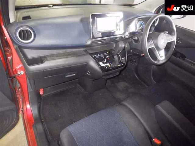 MITSUBISHI EK X