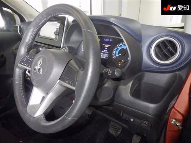 MITSUBISHI EK X