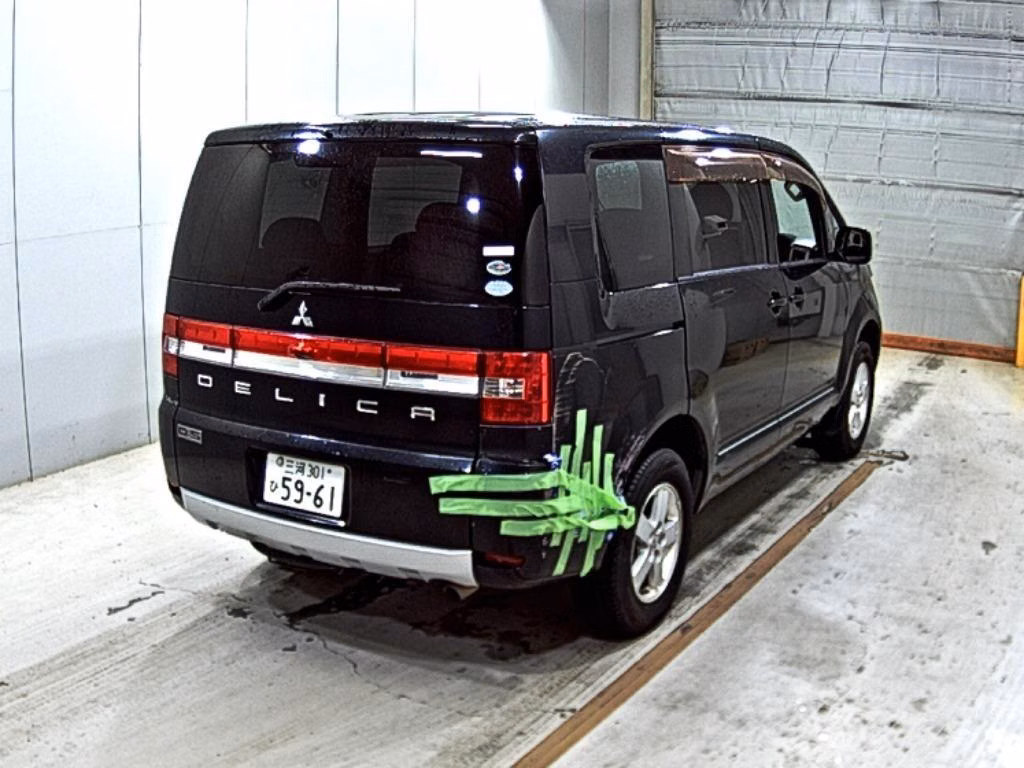 MITSUBISHI DELICA D:5