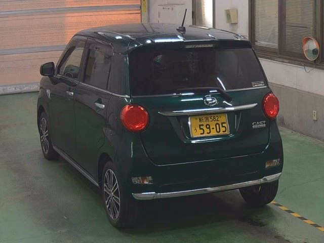 DAIHATSU CAST