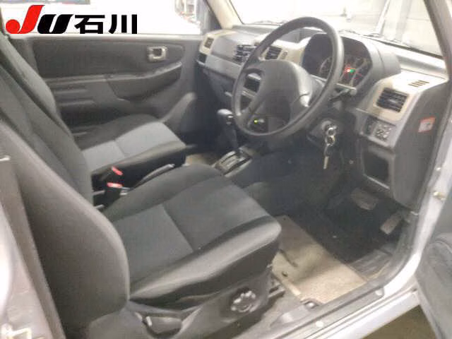 MITSUBISHI PAJERO MINI