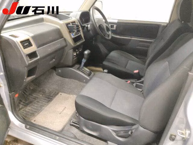 MITSUBISHI PAJERO MINI
