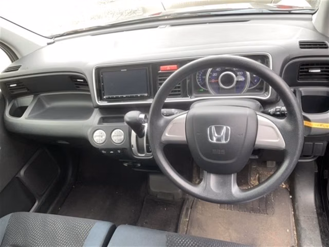 HONDA LIFE