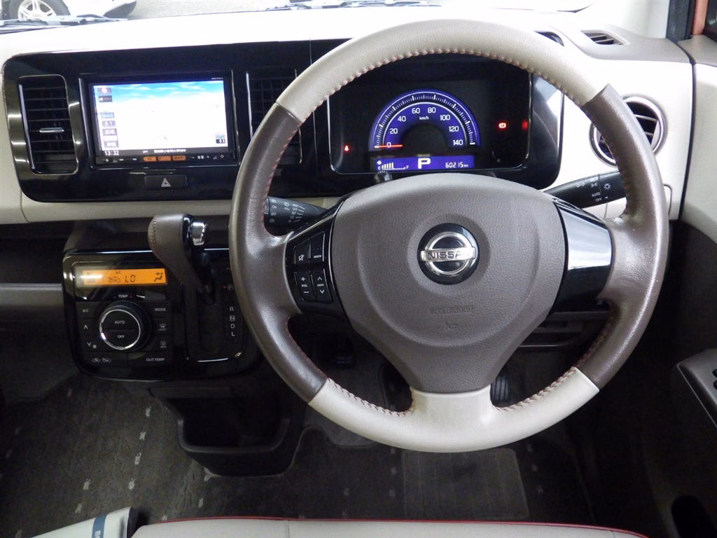 NISSAN MOCO