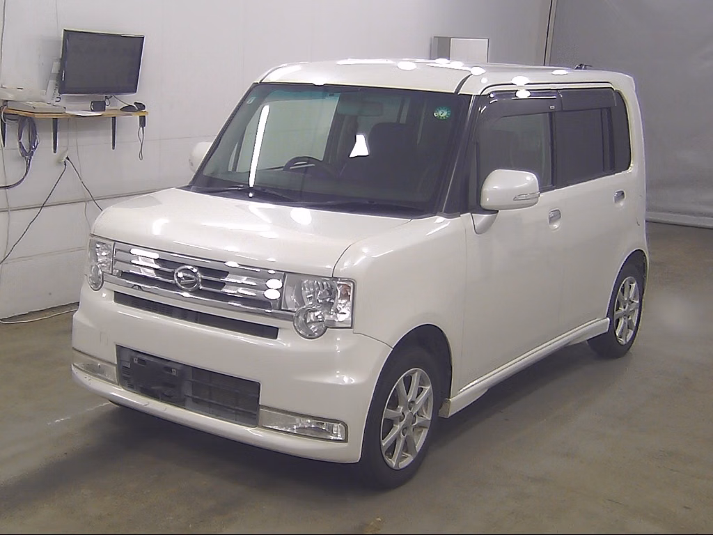 DAIHATSU MOVE CONTE