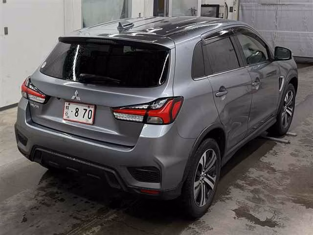 MITSUBISHI RVR