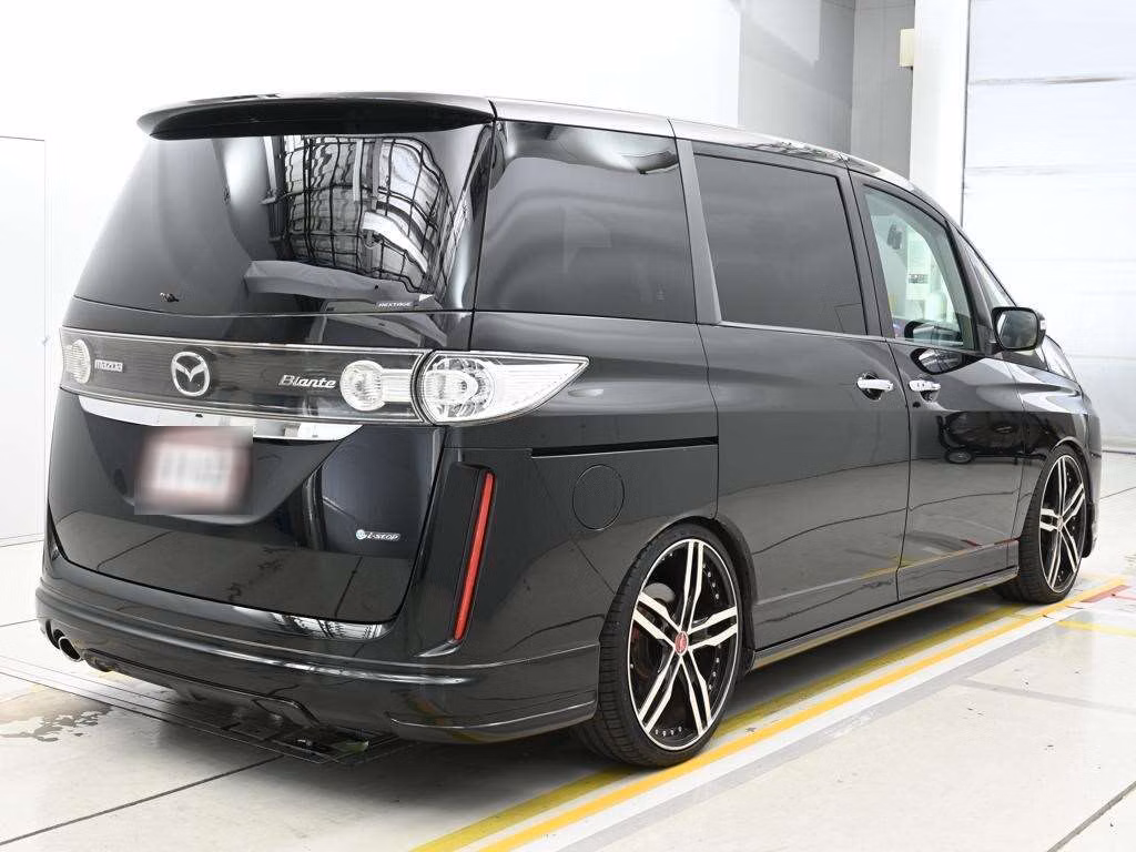 MAZDA BIANTE