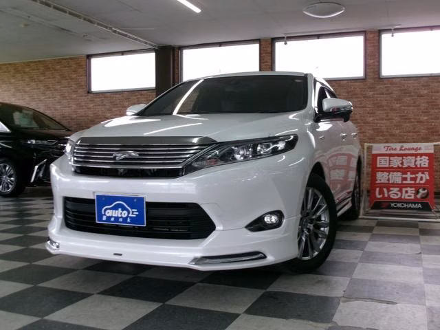 TOYOTA HARRIER