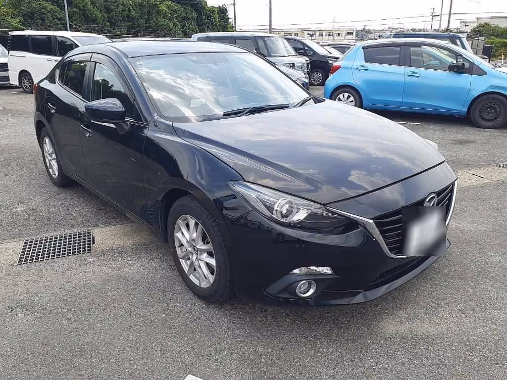 MAZDA AXELA