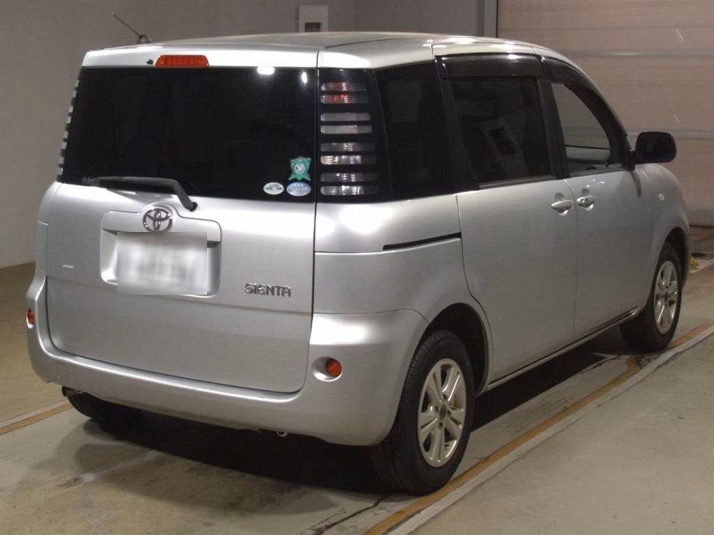 TOYOTA SIENTA