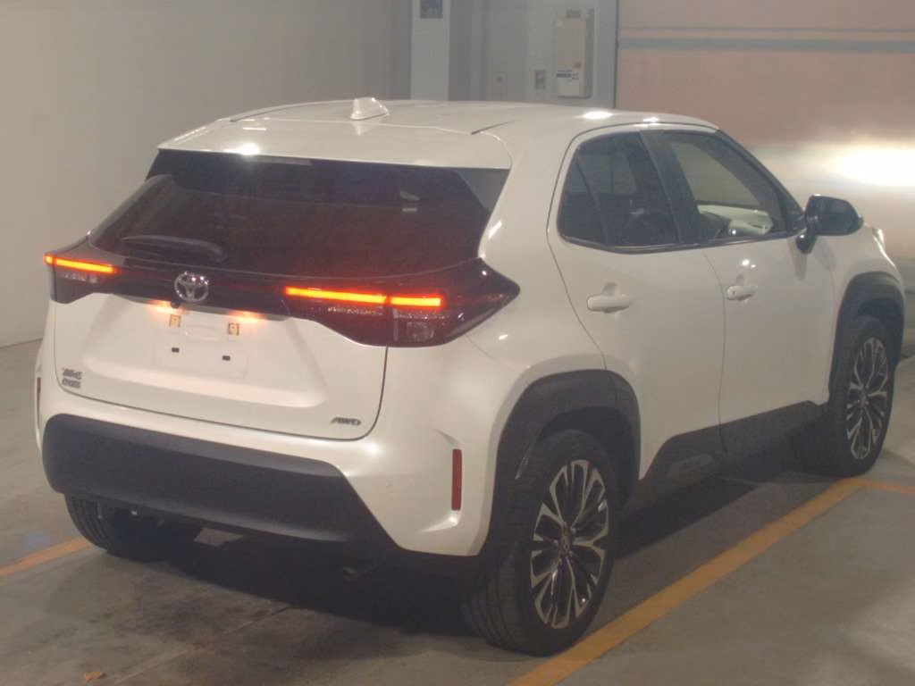 TOYOTA YARIS CROSS