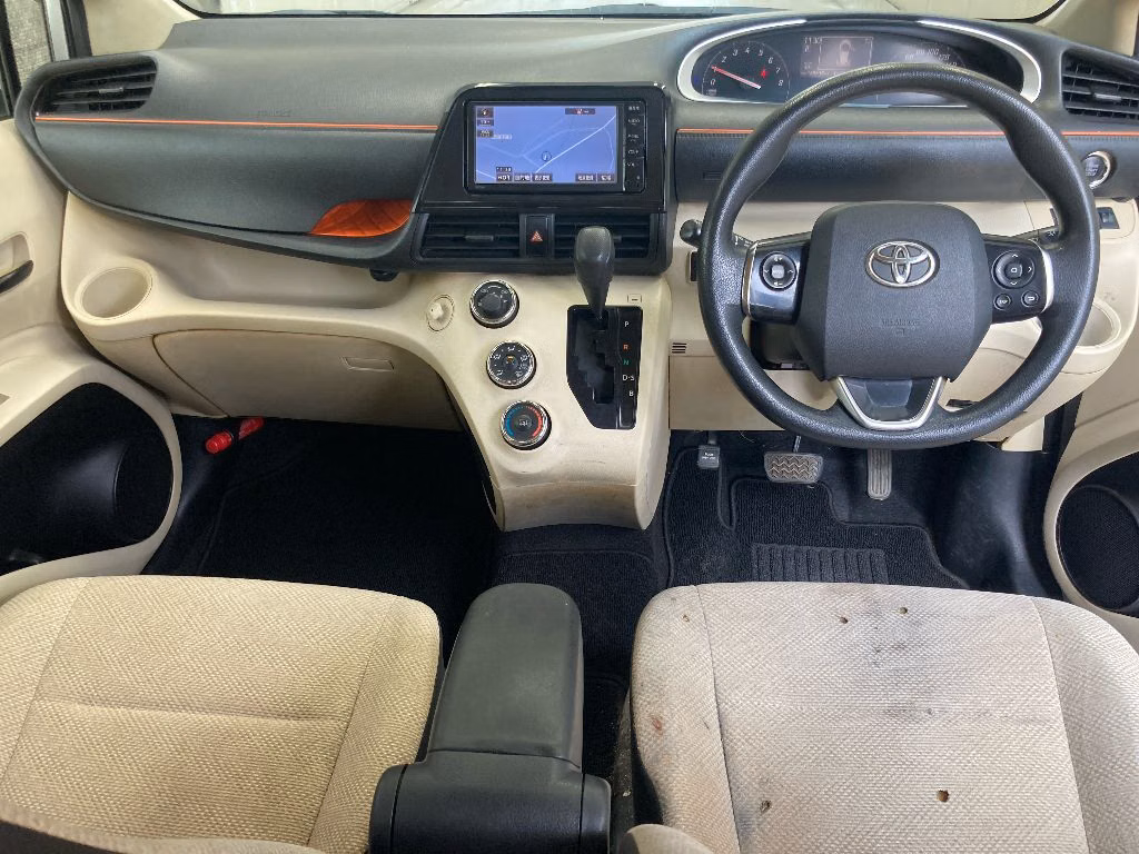 TOYOTA SIENTA