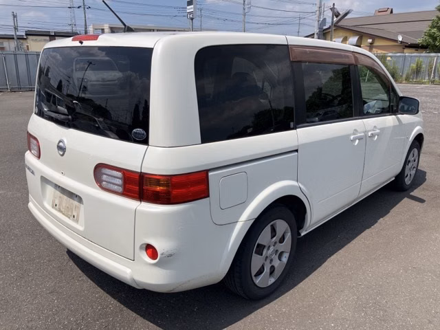 NISSAN LAFESTA